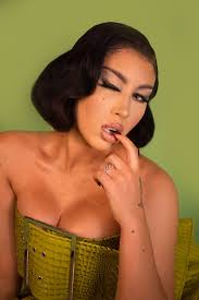 Find and save images from the kali uchis collection by a (hawaiianstropic) on we heart it, your everyday app to get lost in what you love. Colombian Singer Kali Uchis Releases First Bilingual Record Solita Watch The Video Grungecake