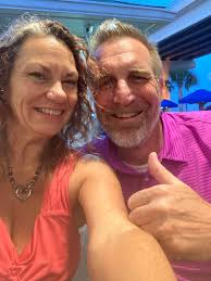 Reconnecting with old friends at the Palmetto High 40th reunion