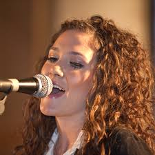 File:Maria Hazell singing in Vaxholms kyrka 2011 02.jpg
