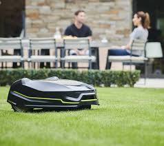 Cependant, la tondeuse à gazon robot présente également deux petites faiblesses : Avis Robot Tondeuse A Batterie Ou Manuelle Voici La Tendance