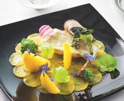 Turbot Aux Legumes D Hiver Et Huile D Herbes Arts Gastronomie En 2020 Legumes Hiver Gastronomie Recette Poisson