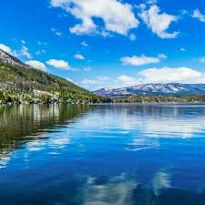 The majority of grand lake shoreline is occupied by the town or by private homes, therefore there are no public campsites available on the water. Grand Lake Colorado Best Things To Do During A Beautiful Weekend