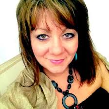 Lori Glisson's Instagram, Twitter & Facebook