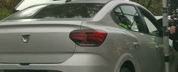 Dacia logan, preturi si motorizari dacia logan, caracteristici tehnice si dotari dacia logan, poze dacia logan. Am Surprins Noua Dacia Logan In Trafic Cum Arata Pe Viu Masina Anului Pentru Romani