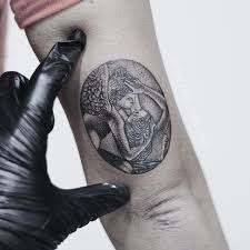 Amore E Psiche Tattoo Canova By Etherea Tattoo Art Tattoo Love And Psyche Tatuaggi Tatoo Amore