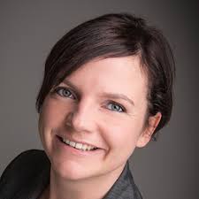 Mandy Beckmann's Instagram, Twitter & Facebook