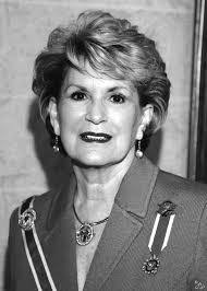 Elizabeth Pirkle's Instagram, Twitter & Facebook