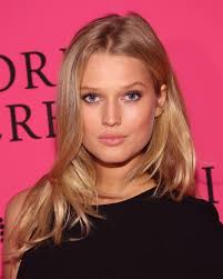 For accompanying photos, toni models menswear styles on. Pin By Janda Salomoni On Toni Garrn Toni Garrn Hair Beauty Beautiful Hair