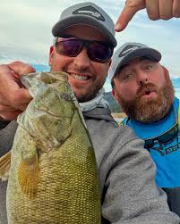 Good times hanging out with the boys catching some BIG SMALLMOUTH!  @805bassin & @cpowley77 😄 @yamamoto_fishing @tacklewarehouse  #smallmouthbass #idaho #yamamotobaits #tacklewarehouse