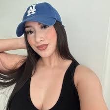 Haley Merritt's Instagram, Twitter & Facebook