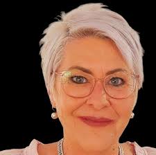 Nice accommodation in Nusa Dua that doesn't cost high end but still really  nice.