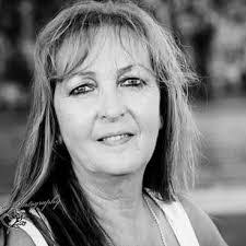 Sharon Seiber's Instagram, Twitter & Facebook