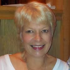 Sonja Hooper's Instagram, Twitter & Facebook