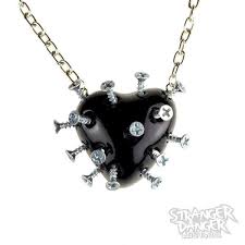 Black And White Necklace Black Broken Heart Necklace With Screws Goth Jewellery Punk Emo Alternative Industrial Ndie Rockabilly Broken Heart Necklace Emo Jewelry Gothic Jewelry