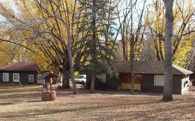 3 blocks from downtown manitou springs with its many quaint shops and restaurants, 2 blocks from major attractions and just 4 miles west of colorado springs. Keithley Log Cabin Development District Wikipedia