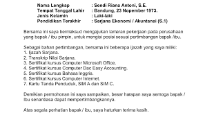 Surat lamaran pekerjaan ini biasanya bersifat formal ataupun resmi, misalnya surat untuk melamar pekerjaan menjadi karyawan ataupun jabatan tertentu sesuai pada iklan yang ditawarkan. View Contoh Surat Lamaran Kerja Berdasarkan Iklan Lowongan Kerja Di Koran Pictures Contohsurat Lif Co Id