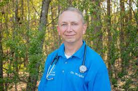 Learn more about becoming a new client at brown creek integrative veterinary services. Veterinarians Team In Location