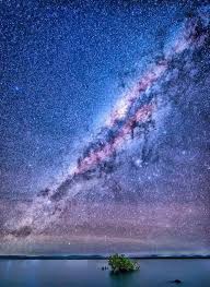 Pinfantasy Milky Way As Seen From Airlie Beach Queensland Australia For More Http Www Pinterest Com Pinfant Milky Way Night Skies Beautiful Sky