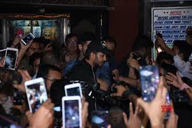 Riteish Deshmukh And Sidharth Malhotra Visit Gaiety Galaxy In Bandra For Marjaavaan Movie Promotions Gallery Set 2 Social News Xyz View all gaiety george pictures. marjaavaan movie promotions gallery set