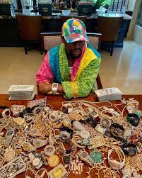 Paul 06 июнь 2021 / флорида, miami gardens, hard rock stadium. How Broke Floyd Mayweather Won And Lost 1bn Career Earnings From Lavish Parties To Love Of Luxury Jewellery