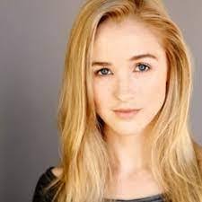 Lily Gibson's Instagram, Twitter & Facebook