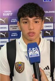 “Cuando estoy cansado, pienso que estoy representando a Venezuela y me  llena de orgullo” 🗣️ Declaraciones de Juan Camilo Uribe, delantero de La  Vinotinto Sub-17, tras el empate 2-2 frente a Uruguay y ...