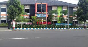 Padangan, kabupaten bojonegoro, jawa timur 62162. 5 Hotel Dan Penginapan Di Ngawi Dengan Tarif Rp 100 000 Sanjaya Tour