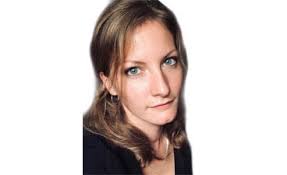 Absolventin zum berufsbegleitenden Studium