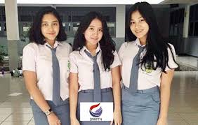 Maybe you would like to learn more about one of these? Simak Baik Baik Syarat Sekolah Dan Siswa Berprestasi Unggul Yang Ingin Daftar Snmptn 2021 Http Www Kalderanews Com