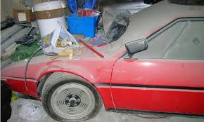 In the late 1970s, italian automobile manufacturer lamborghini entered into an agreement with bmw to build a production racing car in sufficient quantity for homologation, but conflicts arose that prompted bmw to produce the car themselves. Bmw M1 Scheunenfund Autozeitung De