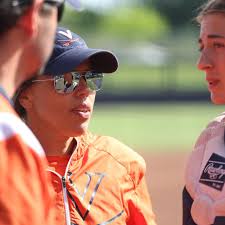 She's 🔒 in through 2026! Coach Hardin has agreed to a contract extension  through the 2026 season it was announced by director of athletics Carla  Williams