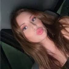 Jennifer Terhaar's Instagram, Twitter & Facebook