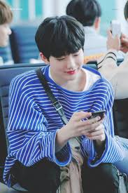 Kami memiliki permainan yang menyenangkan dan mengembangkan. Junkyu Pacar Pria Selebritas Gambar