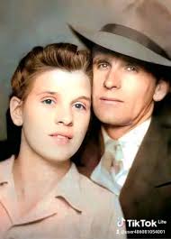 LES ADORATEURS DE WILLIAM MARRION BRANHAM.