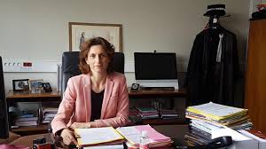 Le tribunal de police compétent, le tribunal cantonal et le . tribunal fédéral ont condamné une personne qui avait nié. Interview De Laureline Peyrefitte Procureur De La Republique De Meaux Miss Konfidentielle