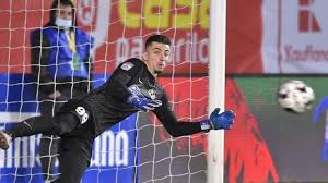 De Ce A DispÄƒrut Andrei Vlad Din Echipa Fcsb Ului Ce S A Intamplat Cu Portarul Toni Petrea Despre Surprizele Cu Fc Botosani