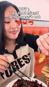 Are you the one? 😏🤣 POV : TAG THAT ONE FRIEND WHO DOESN'T EAT 🦞🦀🦐...