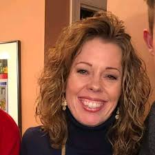 Stephanie Cutshall's Instagram, Twitter & Facebook