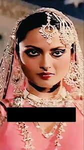 एक_एहसान_कर_✨_।_।_।_।_।_।_।_।_#amitabhbachchan#rekha#70s#song#throwback70s#throwbacksong#vintagestyle#vintage#retrovibes#retro