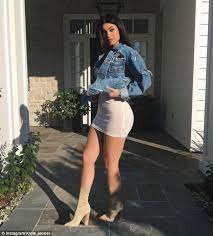 We offer fashion and quality at the best price in a more sustainable way. Kanye West S 895 Knit Boots Re Created By Diy Savvy Women Daily Mail Online