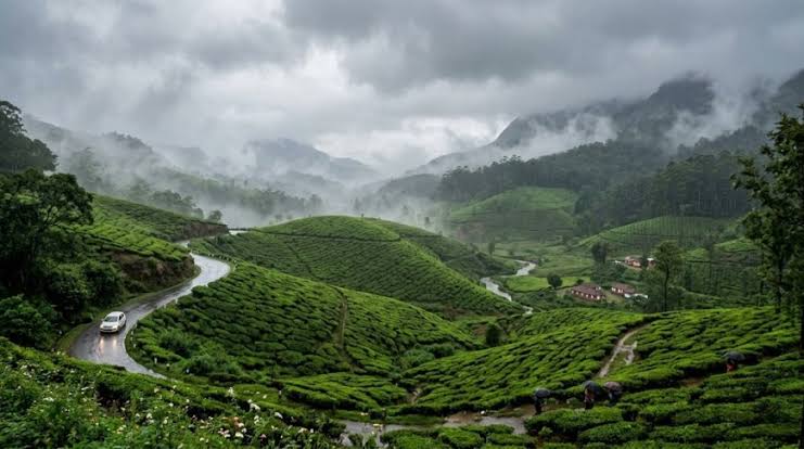 Munnar Hill Station Image 1