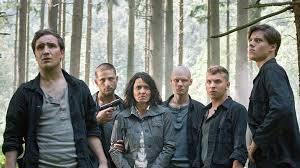 Dieser »tatort« setzt so rigoros auf das horizontale erzählen wie keiner zuvor. Der Wald Steht Schwarz Und Tatort Ard Das Erste