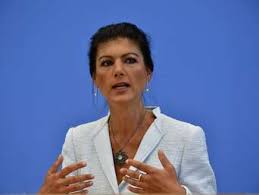 Amtlich zunächst sarah wagenknecht) ist eine deutsche politikerin (pds, die linke), volkswirtin und publizistin. Oskar Lafontaine Themenseite