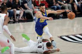 Lillard comes up big in final minute as trail blazers edge warriors new, 16 comments the dubs should have won this game, but gave up a golden opportunity to leave portland with a win. Nba Western Conference Finals Game 3 Warriors Vs Trail Blazers Newsday