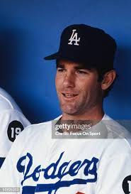 130 Steve Garvey World Series Photos & High Res Pictures