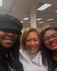 Regina (@reginamclay) • Instagram photos and videos