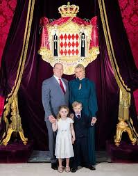 Was macht die fürstin in südafrika? A New Photo Of Monaco S Princely Family Was Released