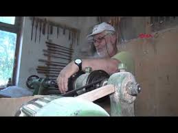 Ağaç dalları ve çiçeklerle yapılan taç. 51 Yildir Agac Islemeleri Yapiyor Tam 10 Usta Yetistirdi Youtube