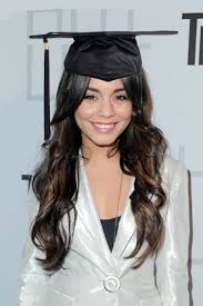 The front graduation will give the appearance of volume and thickness. Pace E Luce Paceeluce