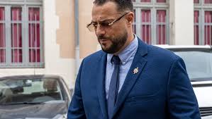 "Difficultés financières, attitude des enfants" : le député LFI Sébastien Delogu doit 19 800 € de pension alimentaire à son ex-compagne — ladepeche.fr